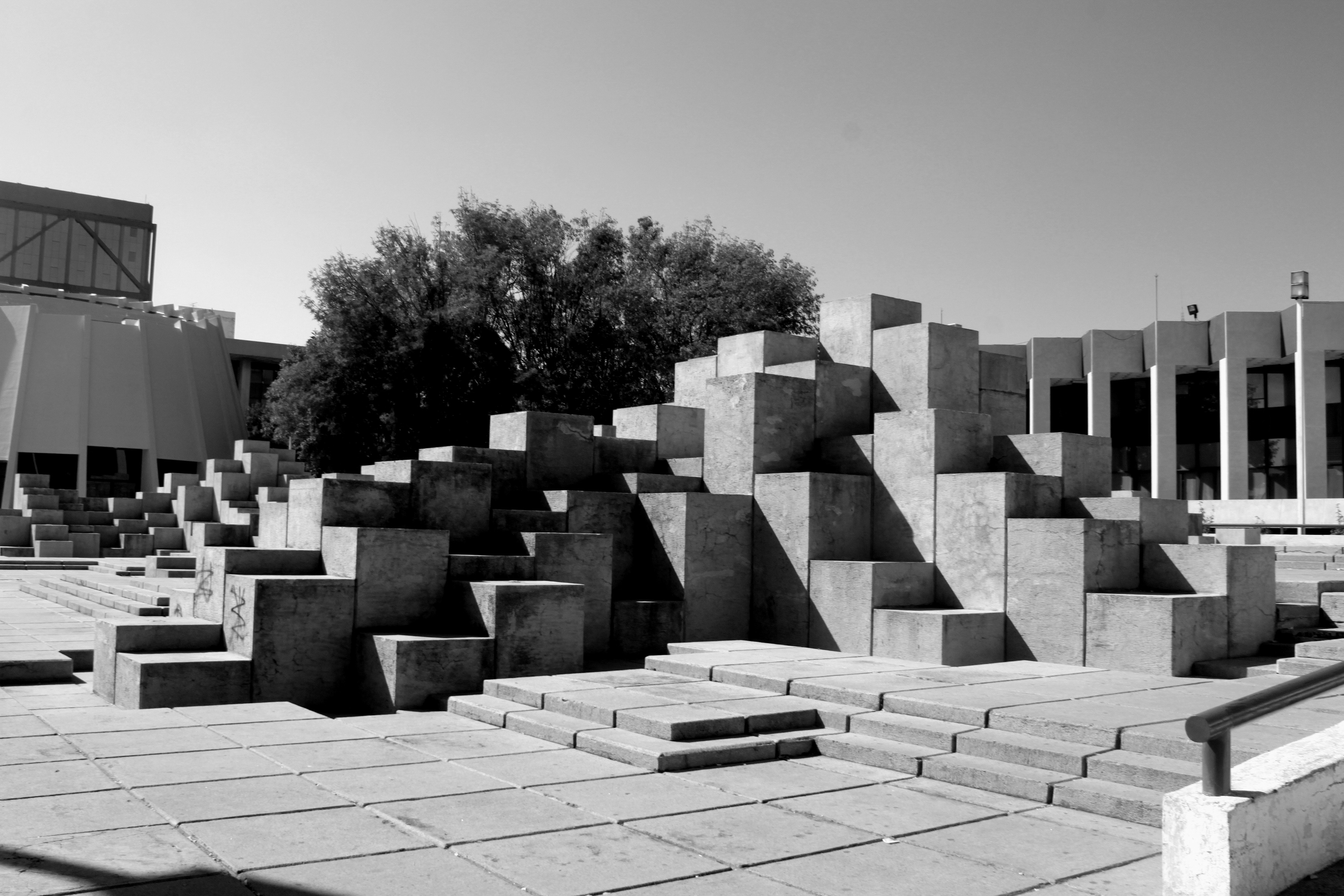 Plaza-fuente-fernando-gonzalez-cortazar
