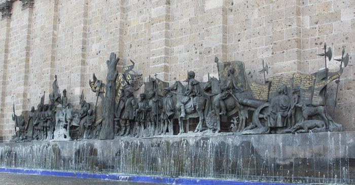 Plaza Fundadores