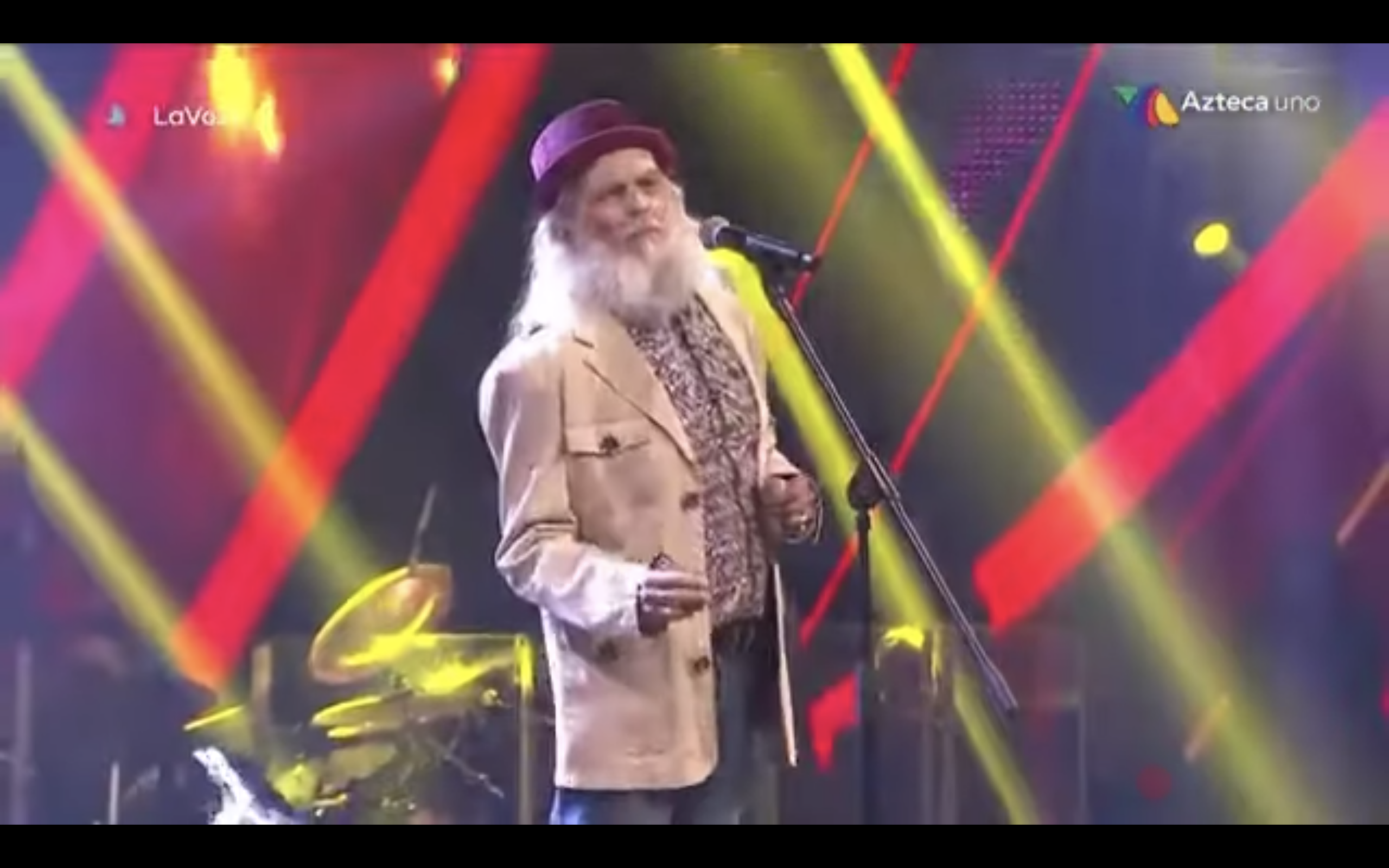 Genaro Palacios conquista con blues en la Voz Senior